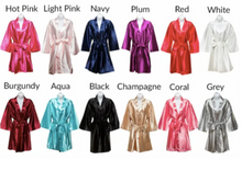 Load image into Gallery viewer, Bridal Party Robes, Wedding Day Matching Robes for the Bride and Bridesmaids