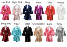 Load image into Gallery viewer, Bridal Party Robes, Wedding Day Matching Robes for the Bride and Bridesmaids
