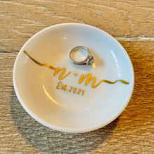 Load image into Gallery viewer, Customized Initial &amp; Date Ring Dish for Bride/Groom
